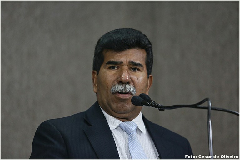 Bigode do Santa Maria lamenta situação da Saúde Municipal