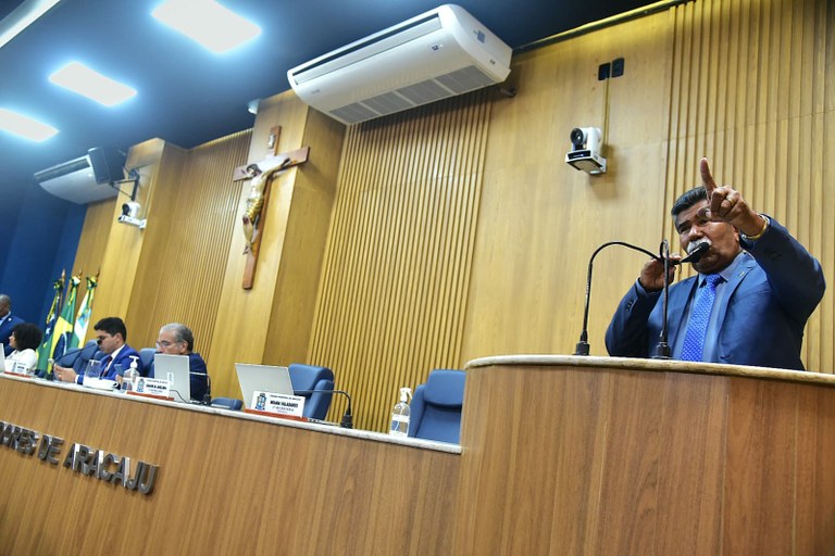 Bigode do Santa Maria leva ao plenário a situação crítica dos prédios do 17 de Março e cobra ação da Defesa Civil