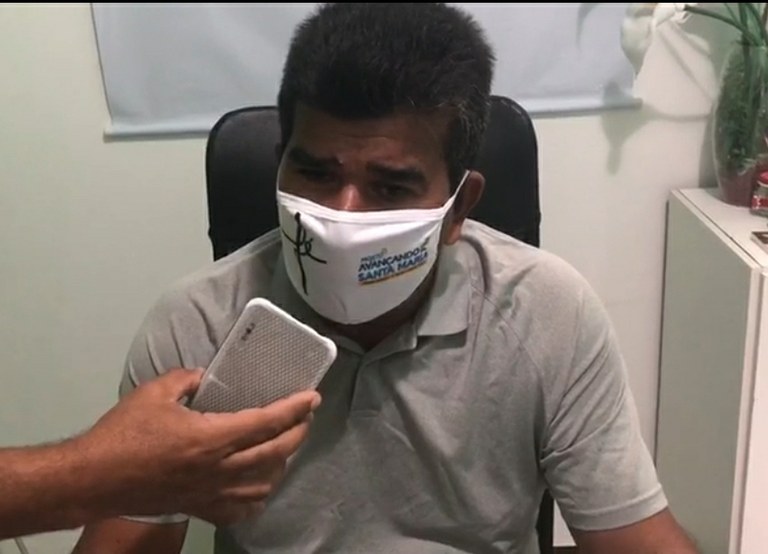 Bigode encontra dificuldades para localizar presidente da Emurb