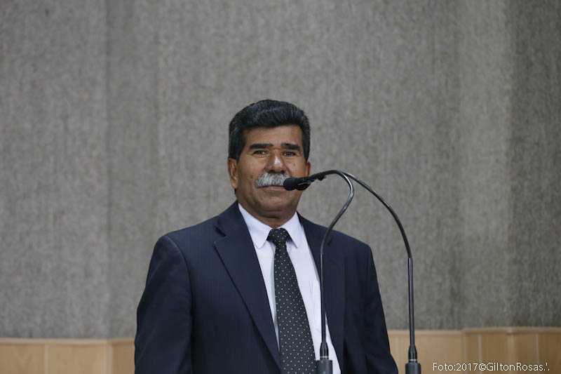 Bigode volta a cobrar melhorias na drenagem do Orlando Dantas