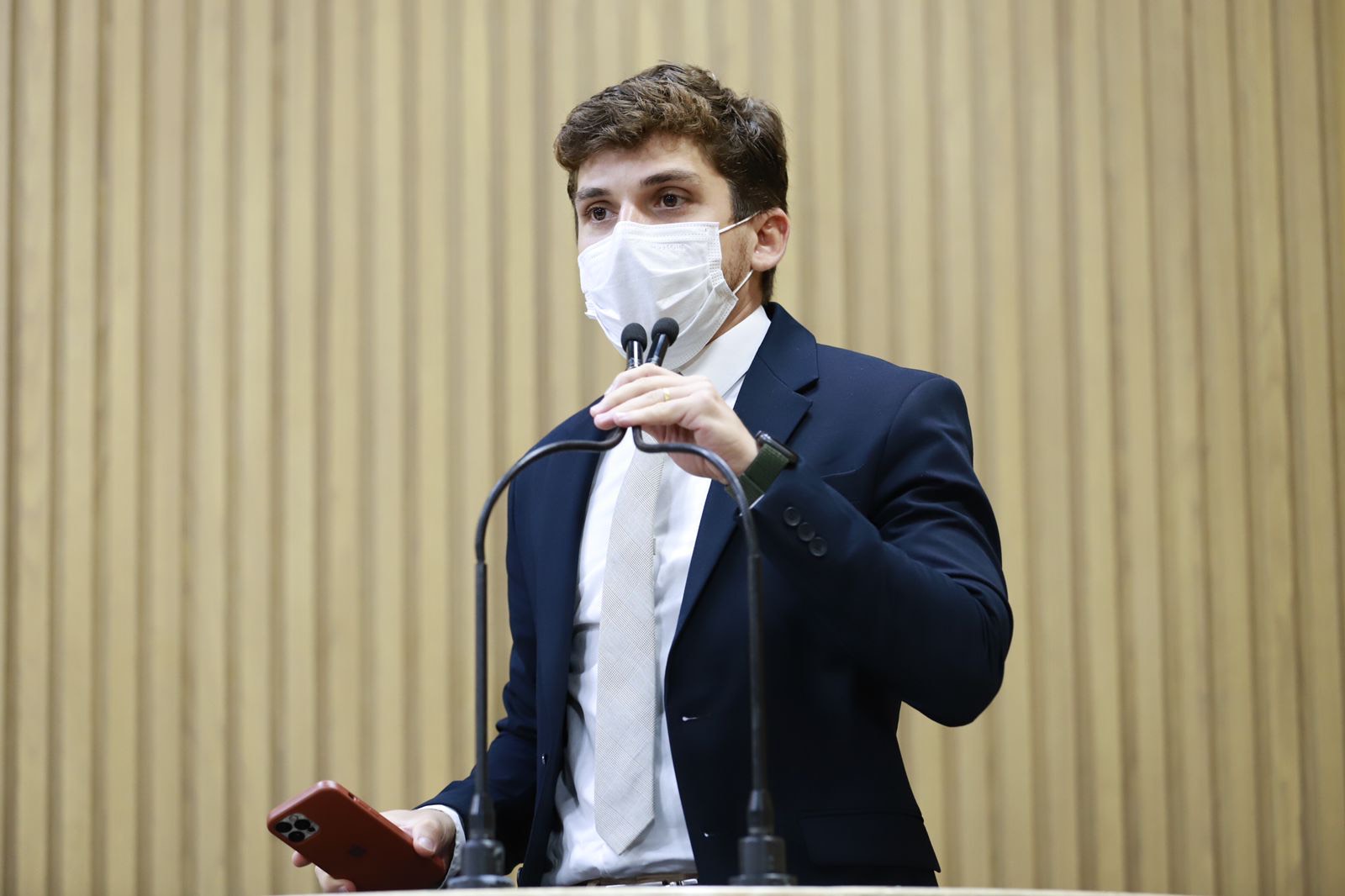 Breno Garibalde cobra licitação do transporte público em Aracaju: “teremos várias melhorias”