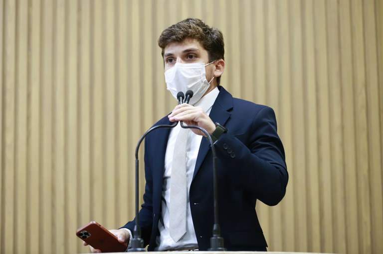 Breno Garibalde cobra licitação do transporte público em Aracaju: “teremos várias melhorias”