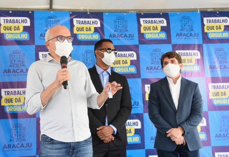 Breno Garibalde destaca importância dos ecopontos de Aracaju