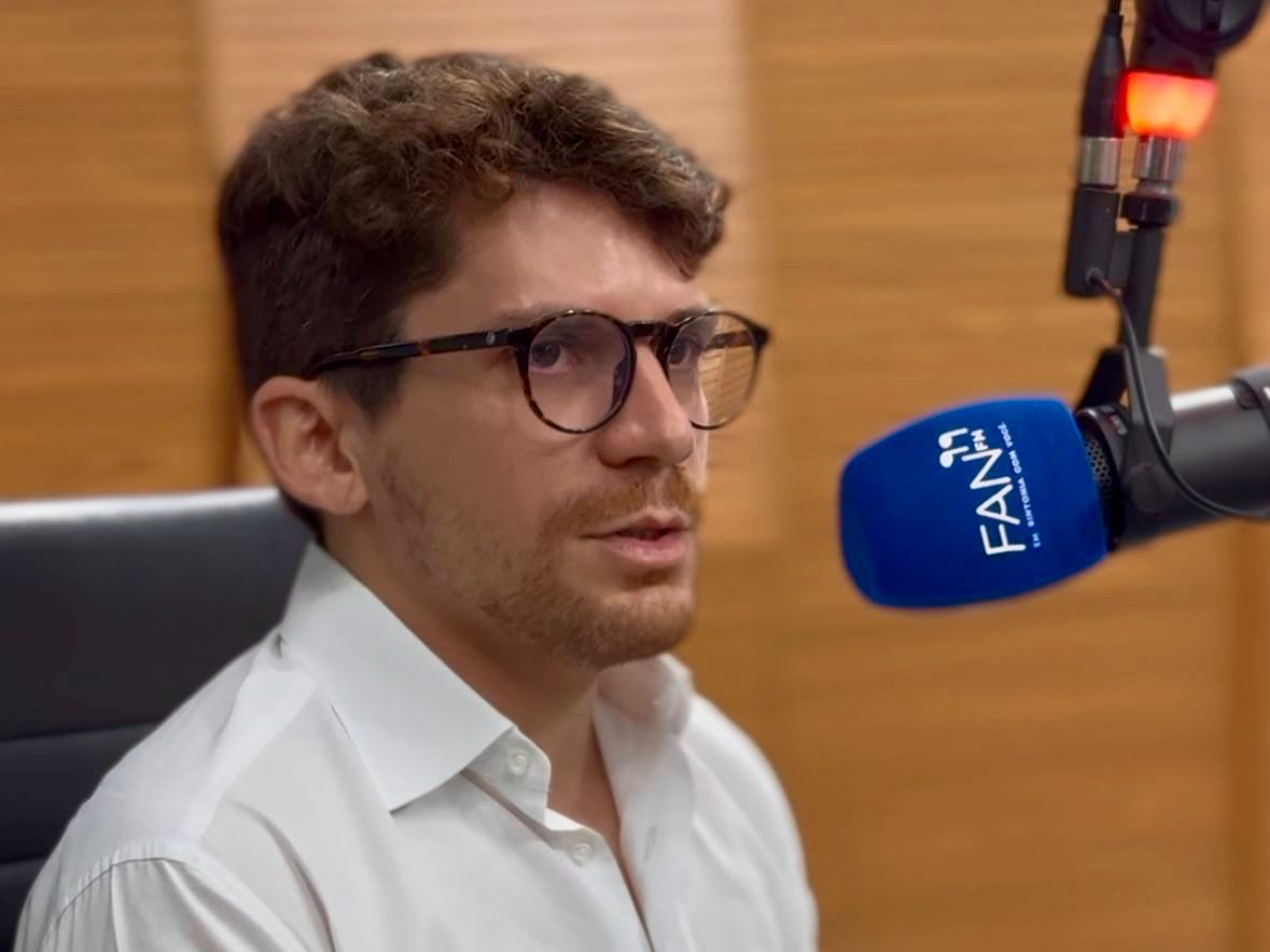 Breno Garibalde detalha andamento da CPI do Natal Iluminado 