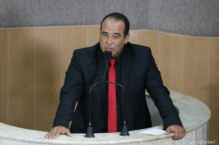 Cabo Amintas critica valor do ticket alimentação dos policiais