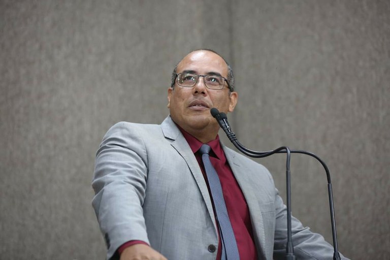 Cabo Amintas denuncia falta de medicamentos em posto de saúde do 18 do Forte