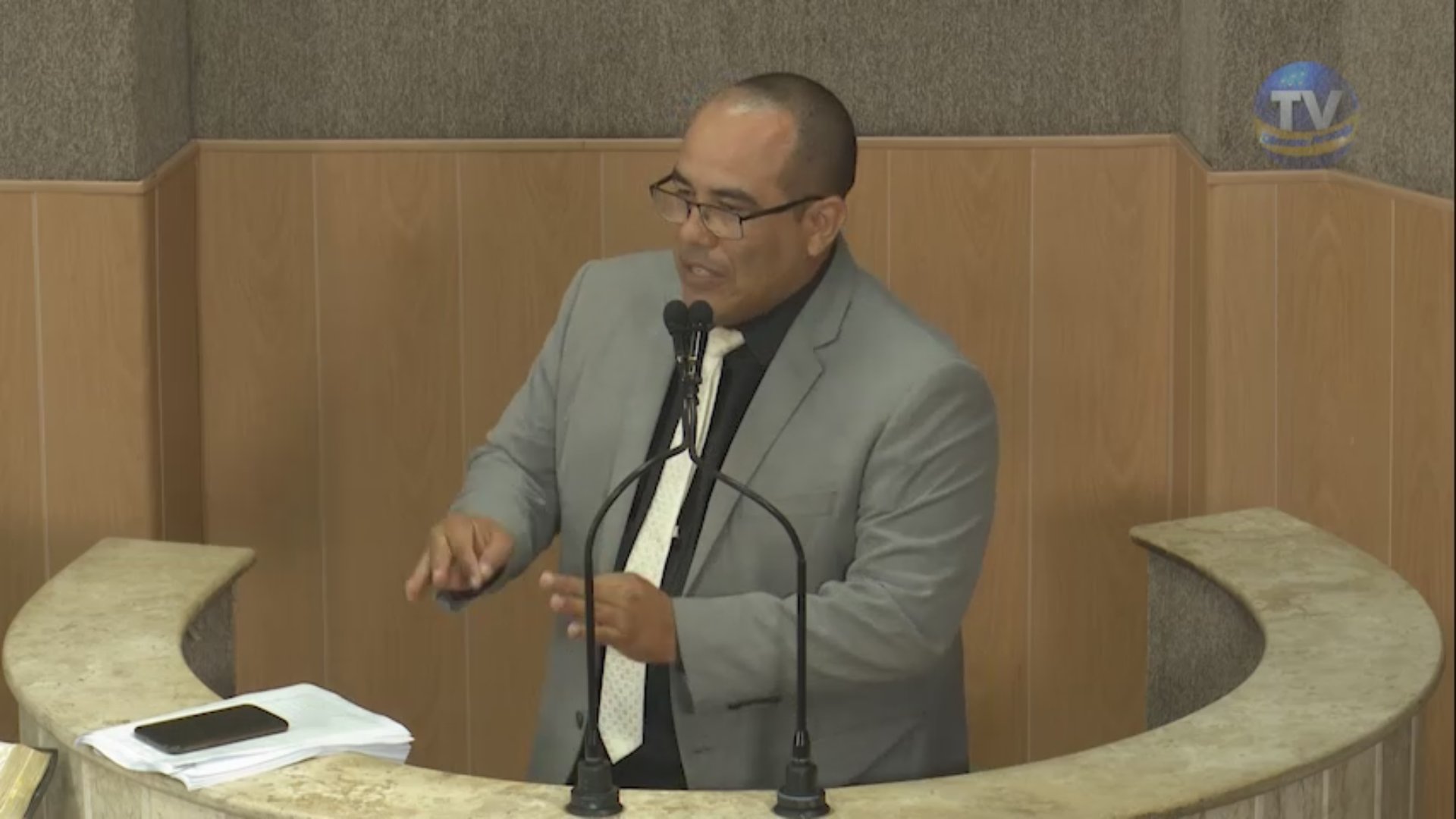 Cabo Amintas descobre mais uma mentira de Edvaldo Nogueira: os semáforos inteligentes