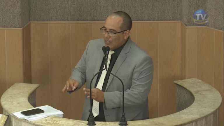 Cabo Amintas descobre mais uma mentira de Edvaldo Nogueira: os semáforos inteligentes