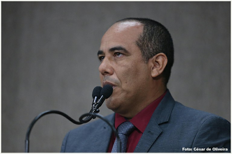 Cabo Amintas entra com ação judicial para saída de parlamentares da CPI do Lixo
