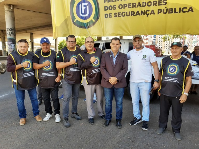Cabo Amintas participa de ato unificado em defesa dos operadores de segurança pública