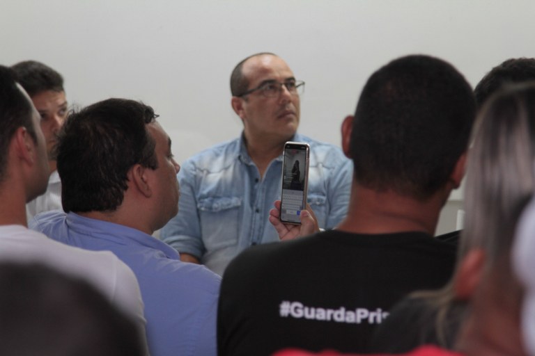 Cabo Amintas reafirma apoio aos concursados do estado