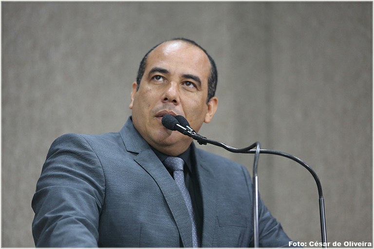 Cabo Amintas repudia performance no Museu de Arte Moderna