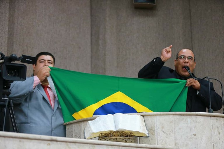 Cabo Amintas sai em apoio a Bolsonaro e pede cadeia para Igor Kannário
