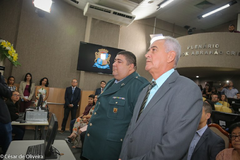 Cabo Didi e Zé Valter tomam posse na Câmara de Aracaju