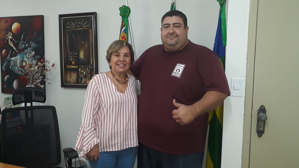 Cabo Didi visita secretária de Educação do Município 