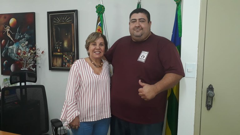 Cabo Didi visita secretária de Educação do Município 