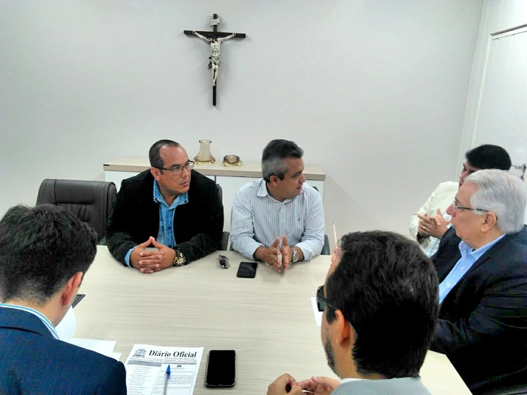 "Cachês dos músicos não podem ser pagos por intermediários", afirma Cabo Amintas durante audiência no TCE