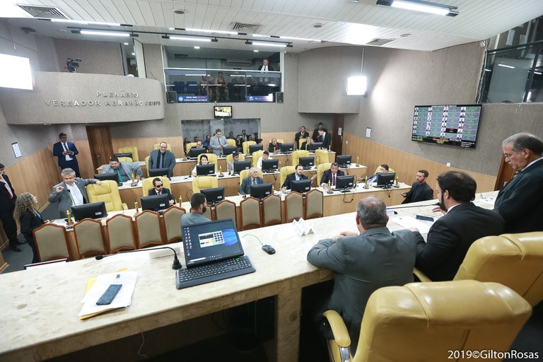 Câmara aprova 18 proposituras nesta terça-feira, 10
