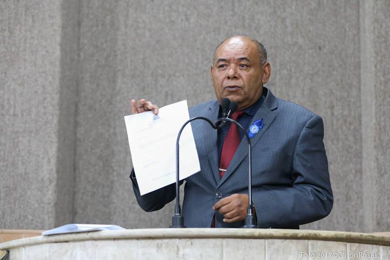 Câmara aprova lei que obriga ônibus coletivo ter placa de Aracaju