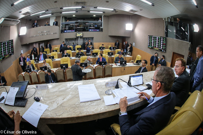 Câmara aprova quatro Projetos de Lei do Executivo 