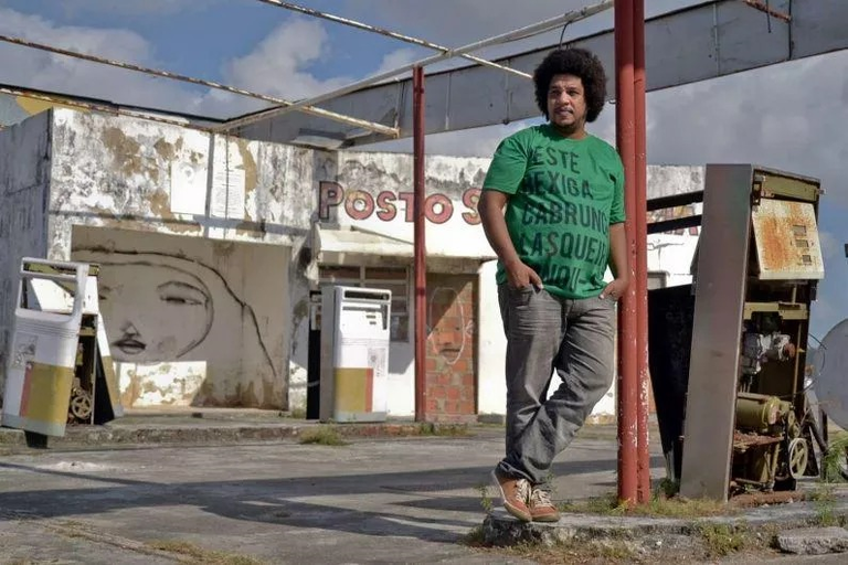 Câmara aprova título de cidadania aracajuana para o artista Alex Sant’Anna por meio de projeto de Ricardo Vasconcelos