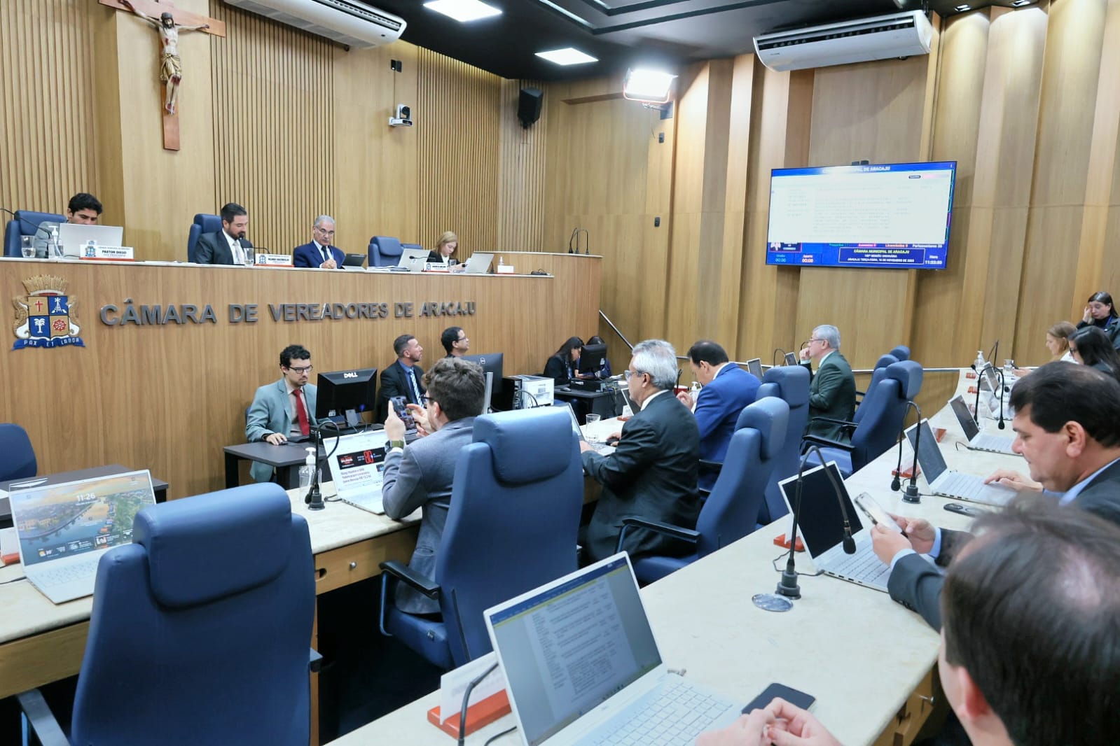 Câmara de Aracaju aprova, em redação final, projeto de lei que cria o Dia Municipal do(a) Sanfoneiro(a) 