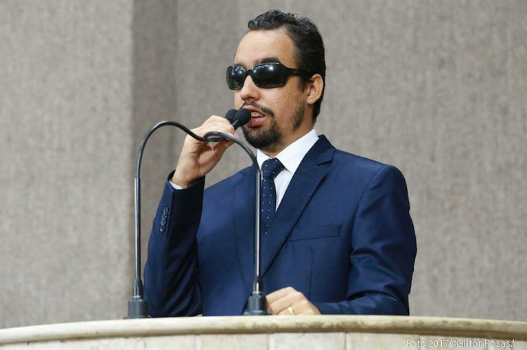 Câmara de Aracaju aprova PLs que beneficiam comunidade surda