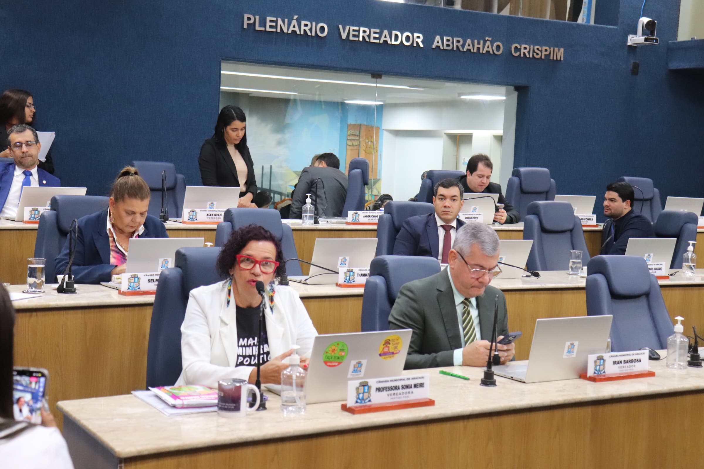 Câmara de Aracaju aprova projeto de lei que prioriza o uso de asfalto reciclado em Aracaju