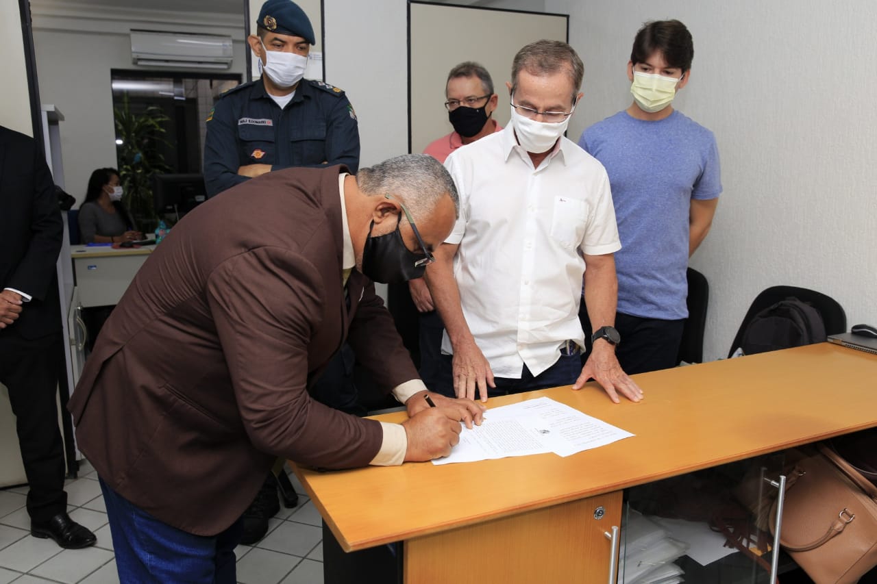 Câmara de Aracaju empossa Sargento Vieira