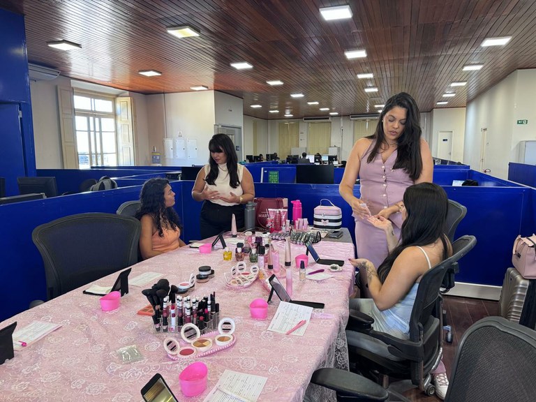 Câmara de Aracaju promove ação de autocuidado em homenagem ao Mês da Mulher