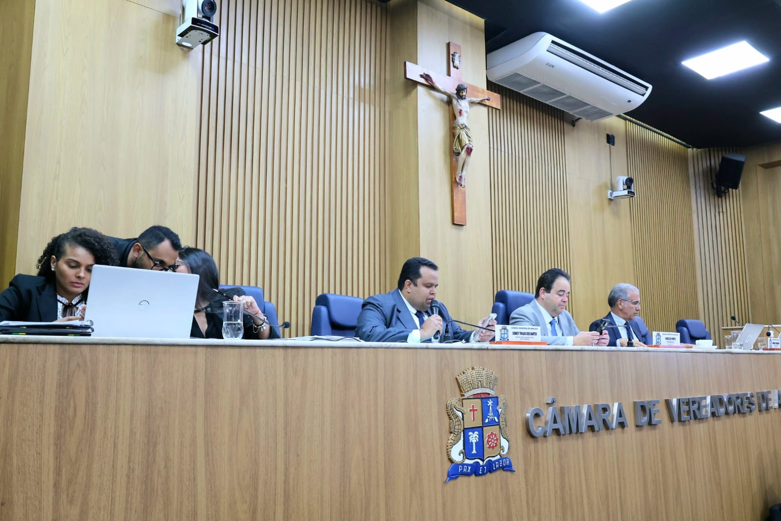 Câmara de Aracaju recebe secretário da Fazenda para apresentação do 2º quadrimestre de 2025