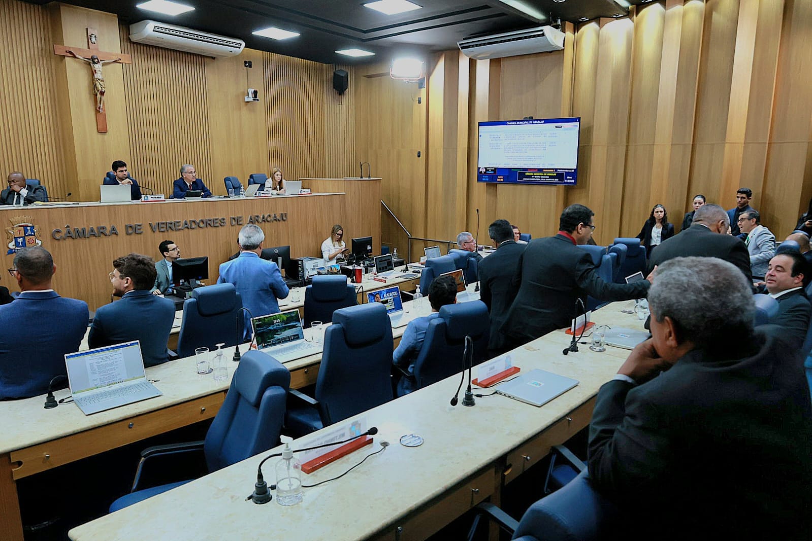 Câmara de Aracaju vota projetos que tratam de saúde, transporte, meio ambiente e direitos sociais