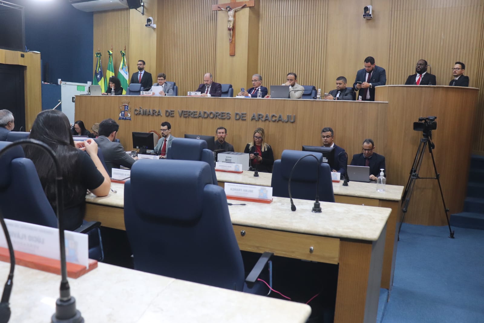 Câmara de Vereadores aprova requerimentos de documentos e informações na primeira reunião da CPI do Natal Iluminado 2024 