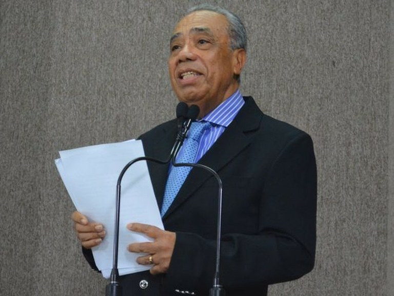 Câmara decreta luto de três dias pelo falecimento do ex-governador João Alves