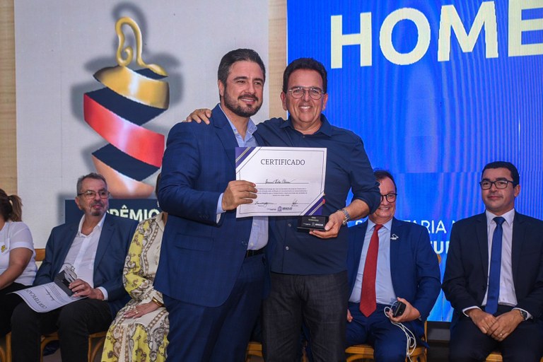 Câmara é homenageada no prêmio “Turismo Aracaju”, da Setur
