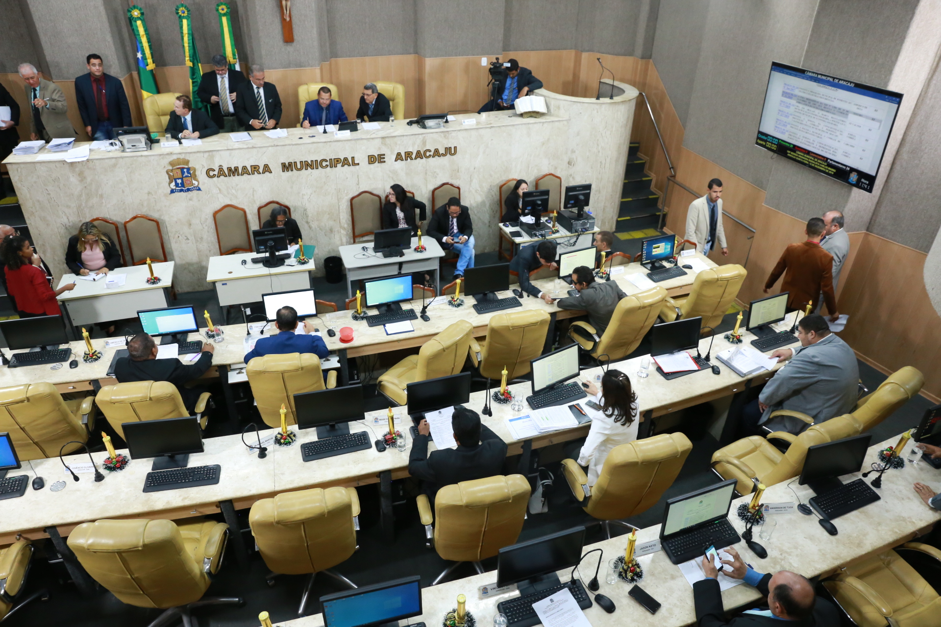 Câmara encerra trabalhos legislativos com aprovação da Lei Orçamentária Anual para 2020