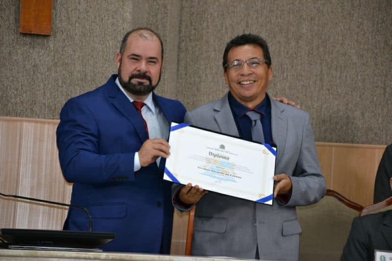 Givaldo Ricardo é o mais novo comunicador com Título de Cidadão Aracajuano