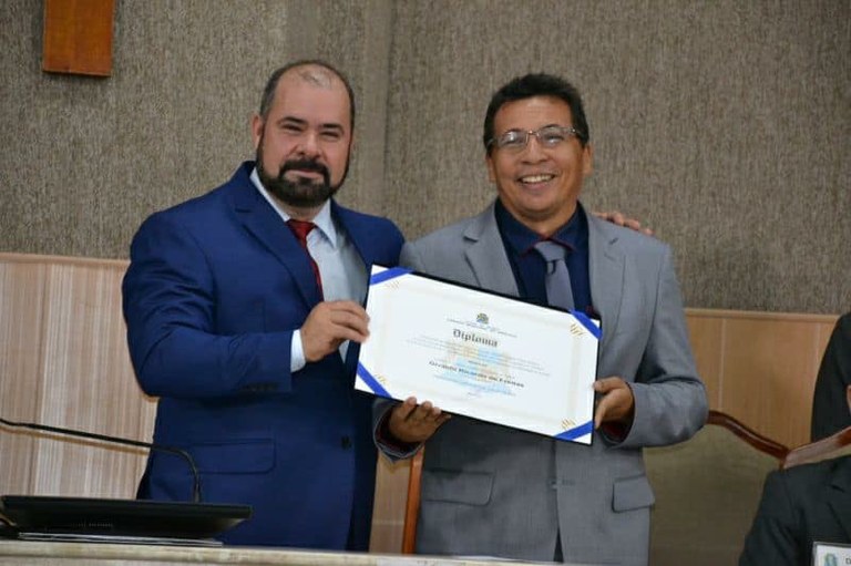 Givaldo Ricardo é o mais novo comunicador com Título de Cidadão Aracajuano