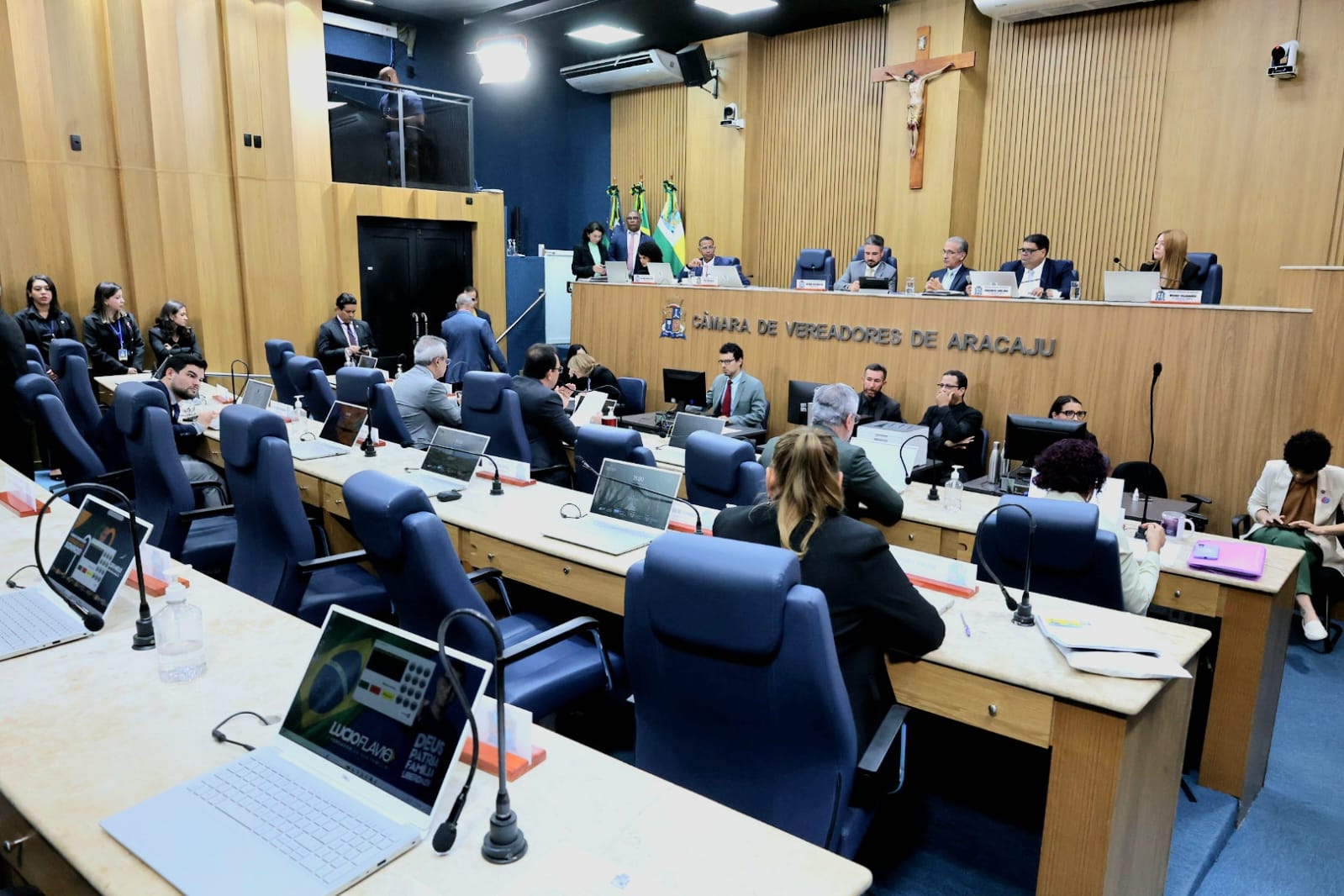 Câmara Municipal de Aracaju aprova contas do executivo referentes aos anos de 2021 e 2022
