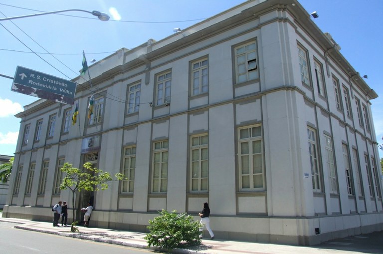 Câmara Municipal de Aracaju inaugura Escola e Aplicativo