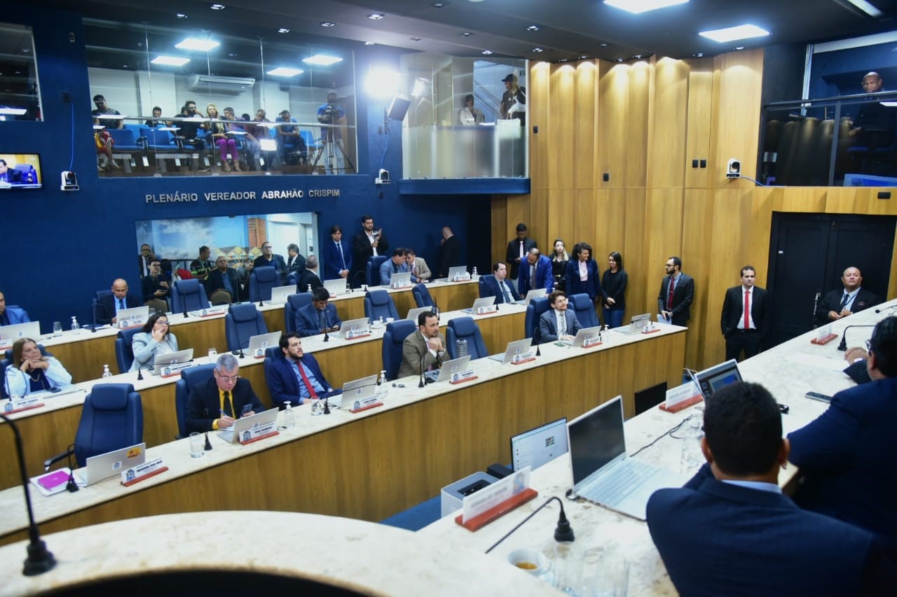 Câmara Municipal de Aracaju recebe Secretário da Fazenda para prestação de contas do último quadrimestre 