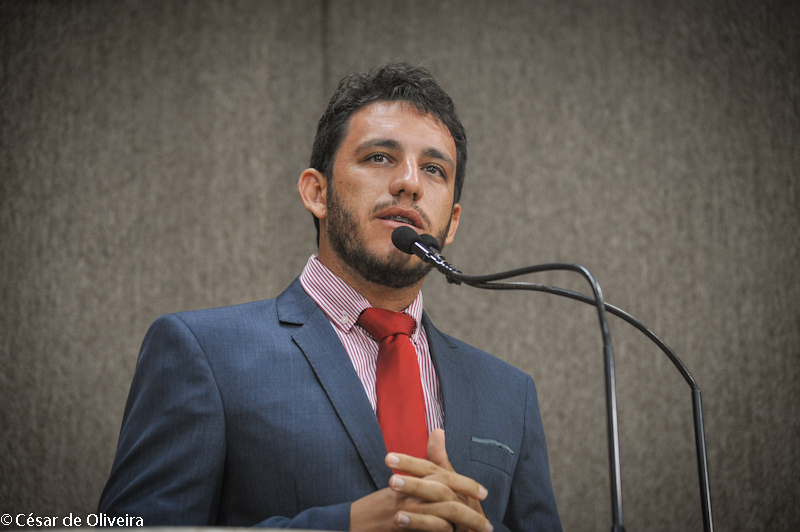 Camilo Lula lamenta o crescente aumento das taxas de feminicídio no estado de Sergipe