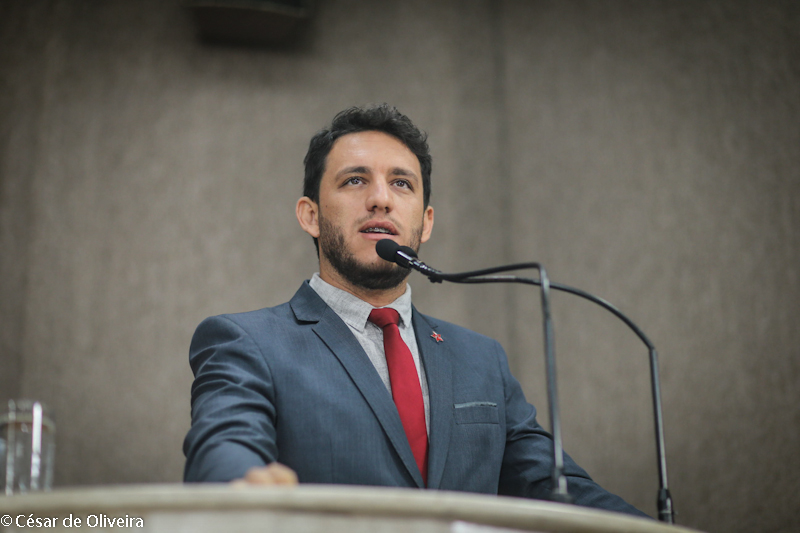 Camilo parabeniza a banda sergipana The Baggios por indicação ao Grammy Latino