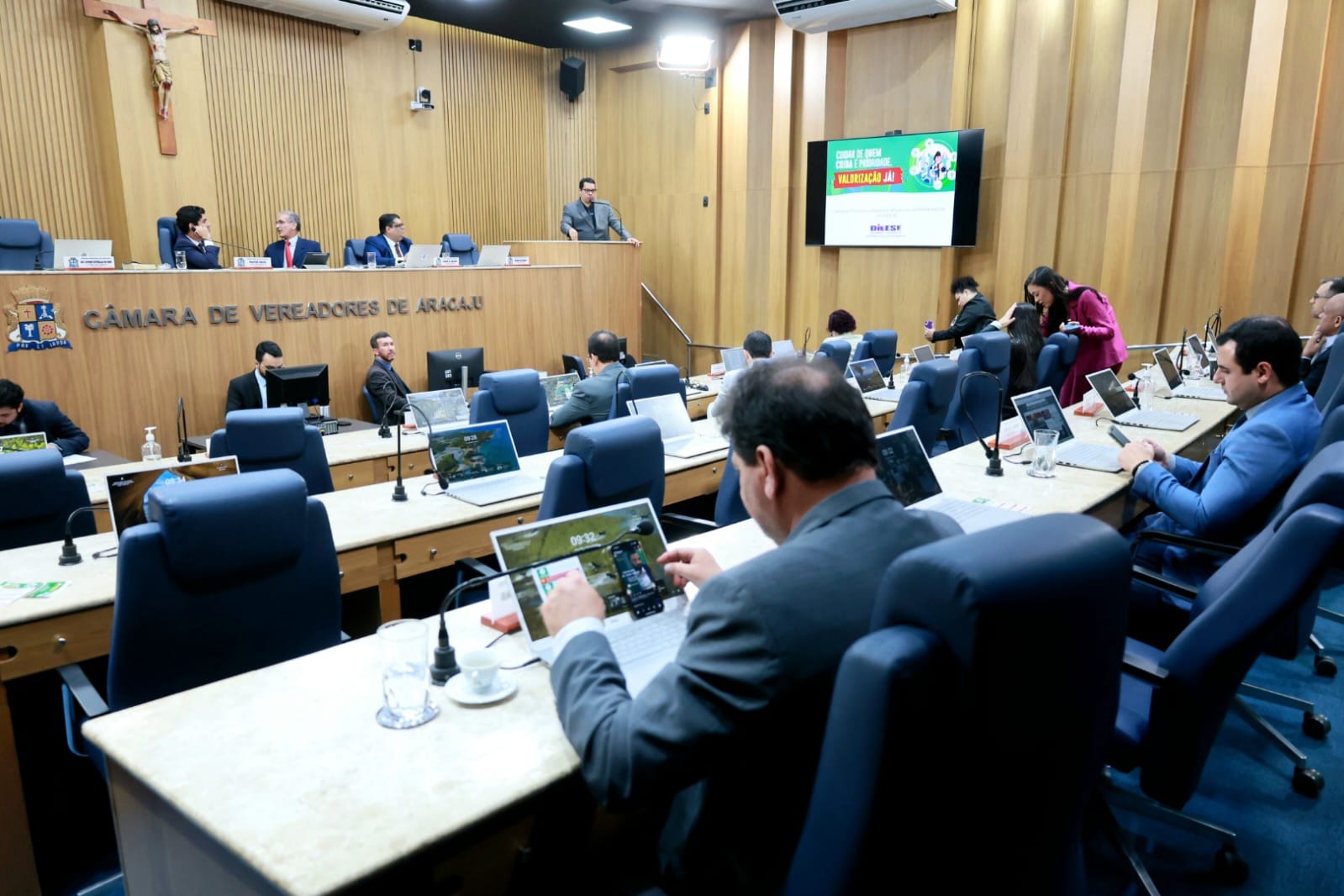 Campanha de reajuste salarial de profissionais da saúde pública é tema da Tribuna Livre desta terça-feira, 16/09