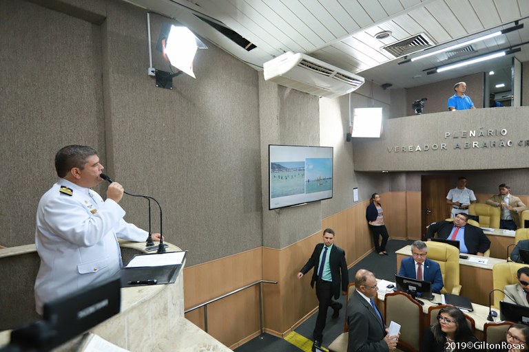 Capitão Black fala de ações da Marinha em Tribuna Livre 