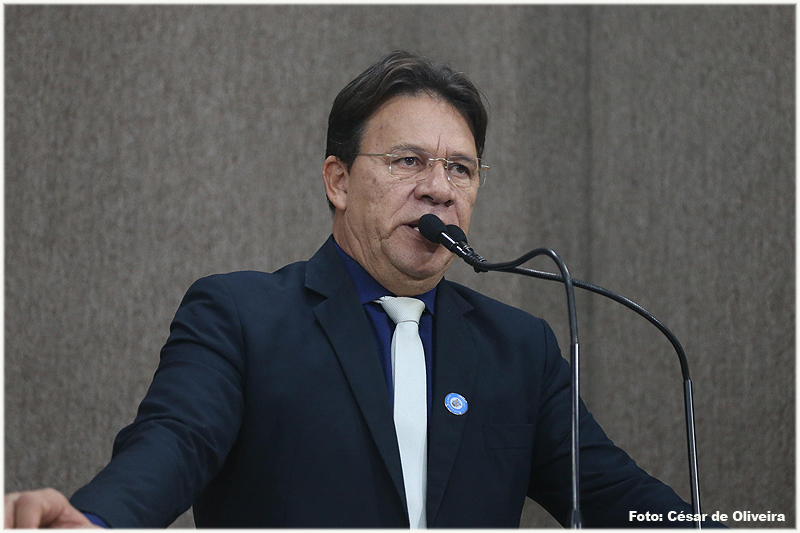 Carlito Alves declara-se contra a realização de qualquer CPI