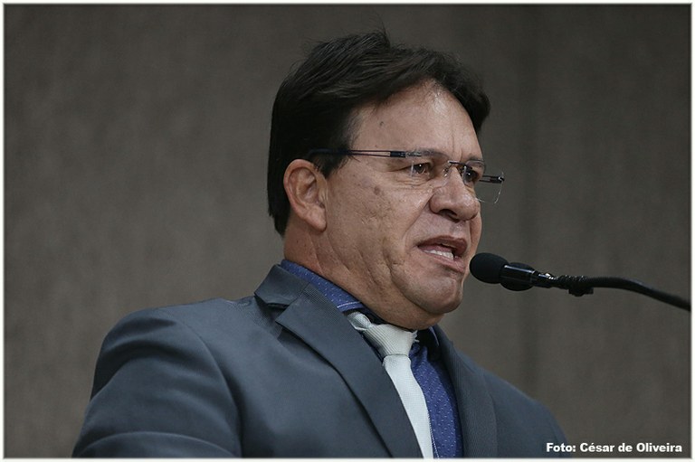 Carlito Alves fala sobre a administração pública estadual