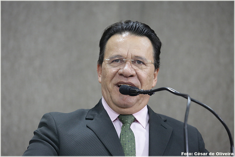 Carlito Alves fala sobre gestão de João Alves e Edvaldo Nogueira na PMA