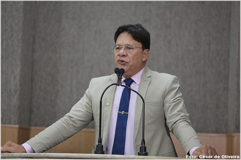 Carlito Alves repudia apresentação ocorrida no Museu de Arte de SP