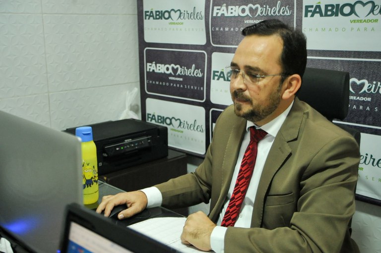 Causa animal: Fábio Meireles pede PL do Executivo para beneficiar causa